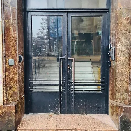 Square Апартаменты